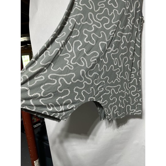 Matti Mamone Gray and white print sleeveless swing top size S - Picture 4 of 4